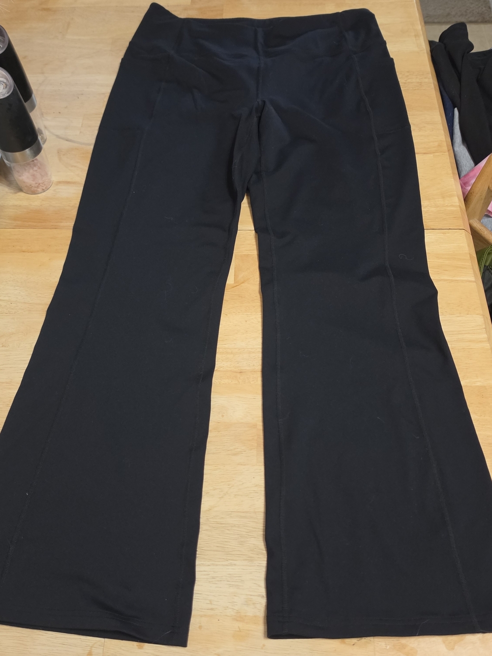Skechers Black Boot-Cut Flare Womenโs Pants